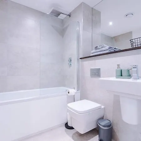 شقة 1br, Free Wi-fi, Modern Stay, Richmond Hill ليدز